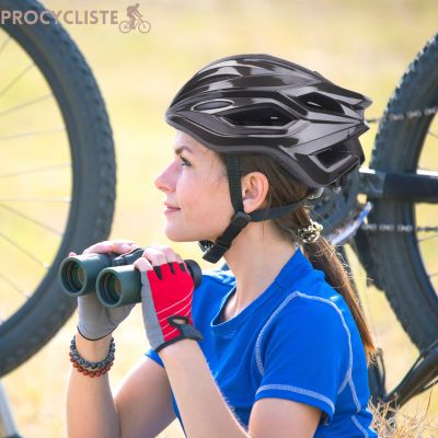 casque-de-vélo-noir-lustrer