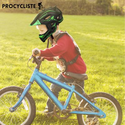 casque-vélo-enfant-noir-et-vert